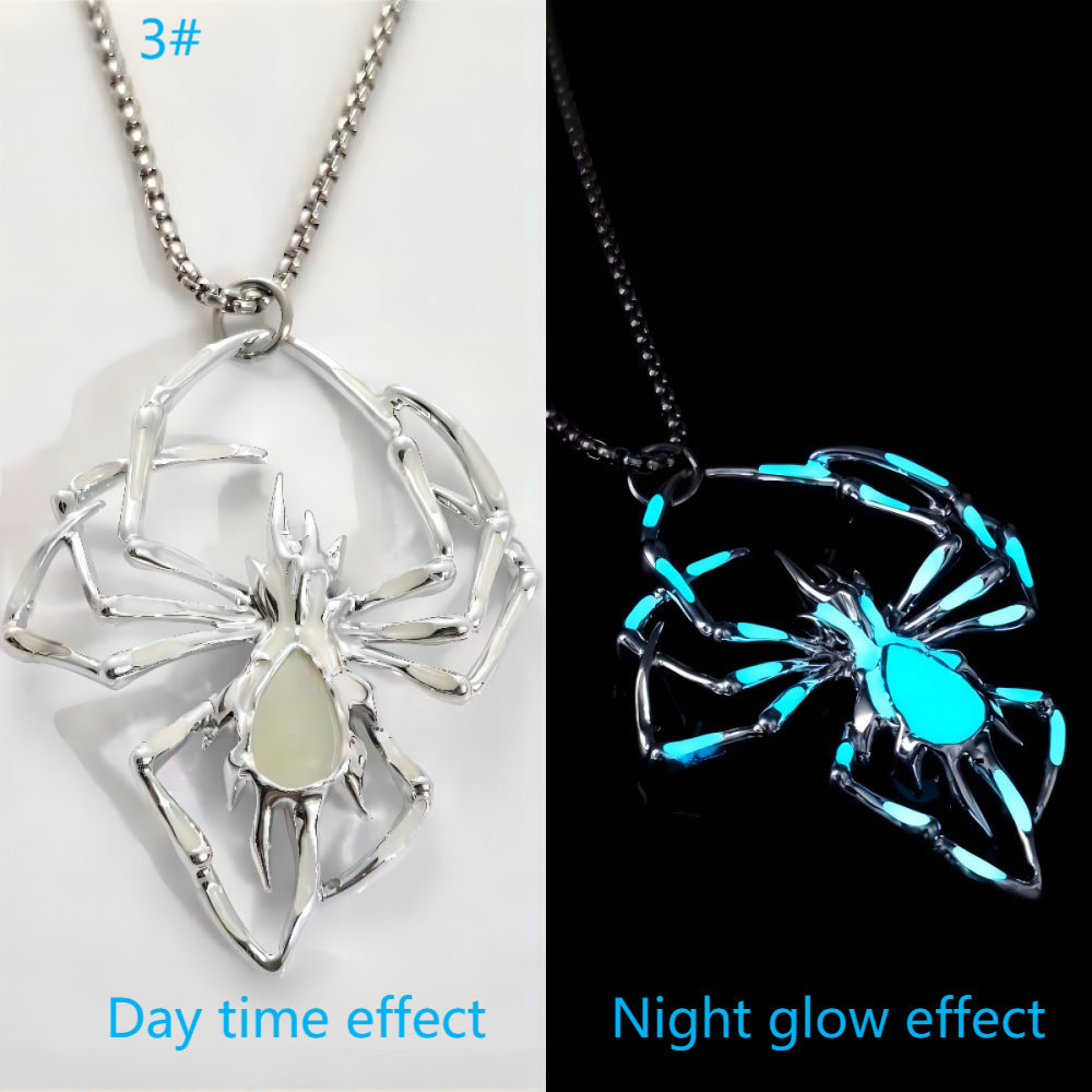 Vintage Glow-in-the-Dark Spider Pendant – Halloween Party Necklace for Men & Women