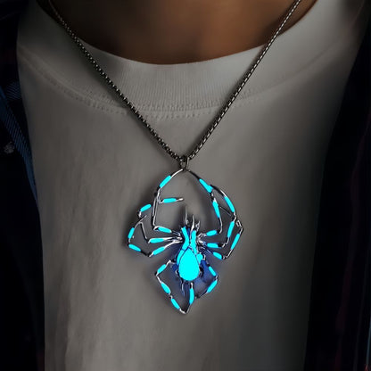 Vintage Glow-in-the-Dark Spider Pendant – Halloween Party Necklace for Men & Women